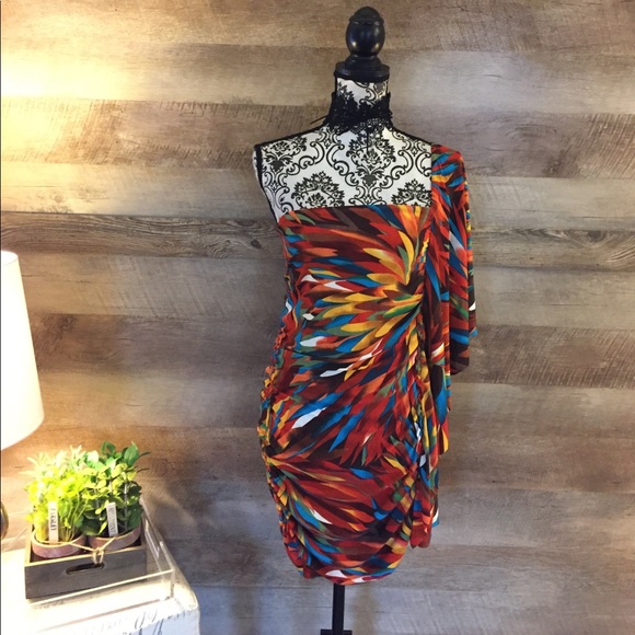 Dresses & Skirts - NWT 1X African Ethnic One Shoulder Dress